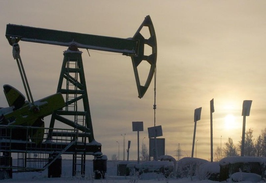 Nga dọa không cung cấp dầu, EU cấm nhập vàng Nga - Ảnh 1.