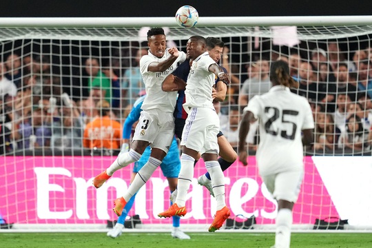 Tội đồ Militao phá hỏng trận El Clasico của Real Madrid - Ảnh 2.
