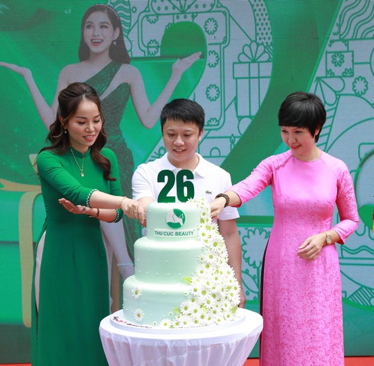 Thu Cúc tung 2180 suất ưu đãi mừng siêu sinh nhật tuổi 26 - Ảnh 2.