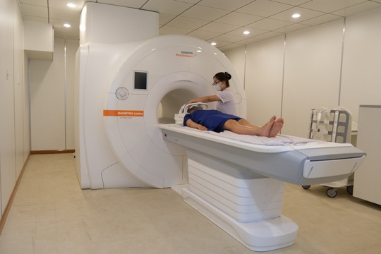 Thiện Nhân Hospital đầu tư hệ thống MRI 3.0 Tesla hiện đại, phục vụ người dân miền Trung - Ảnh 1.