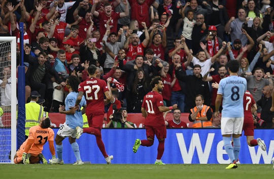 Tân binh lập đại công, Liverpool hạ gục Man City ở Siêu cúp Anh - Ảnh 7.
