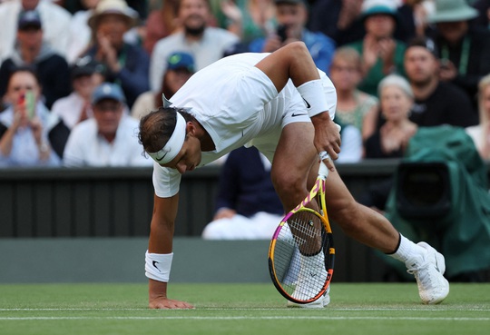 Nadal tái đấu máy bắn bóng người Mỹ ở tứ kết Wimbledon 2022 - Ảnh 2.