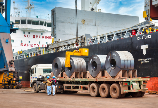 Hòa Phát cung cấp gần 4 triệu tấn thép cho thị trường 6 tháng đầu năm - Ảnh 2.