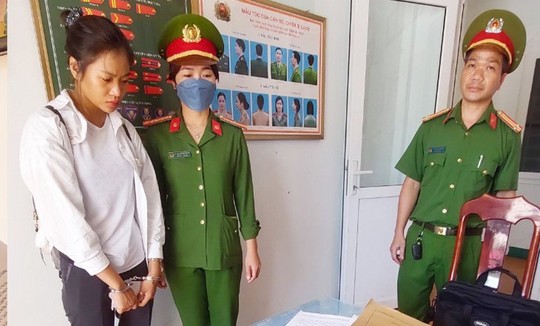 Cô gái ở Quảng Nam chiếm đoạt 930 triệu đồng để đầu tư tiền ảo - Ảnh 1.