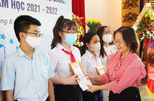 Đà Nẵng: Động viên con đoàn viên học giỏi - Ảnh 1.