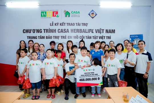 Herbalife Việt Nam hỗ trợ dinh dưỡng cho trẻ em có hoàn cảnh khó khăn - Ảnh 1.