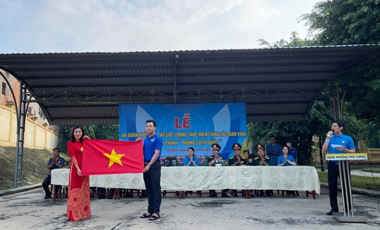 Khánh thành Đường cờ Tổ Quốc ở tỉnh Bình Dương - Ảnh 2.