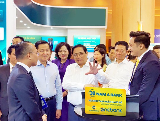 Chuyển đổi số ngành ngân hàng: Nam A Bank “trình làng” nhiều công nghệ ưu việt - Ảnh 1.