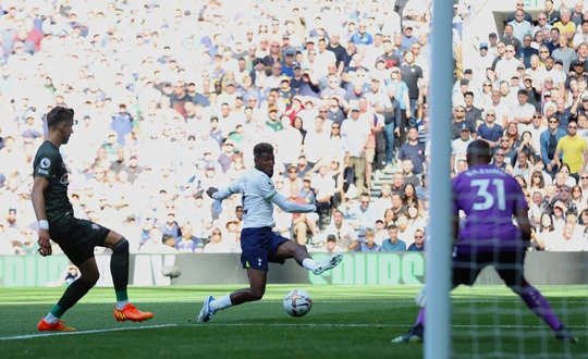 Tottenham mở đại tiệc, Southampton thua tan tác ở London - Ảnh 5.
