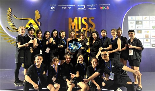 Master Nguyễn Thúy Hằng: tạo cá tính cho các thí sinh Miss Peace Vietnam 2022 - Ảnh 1.