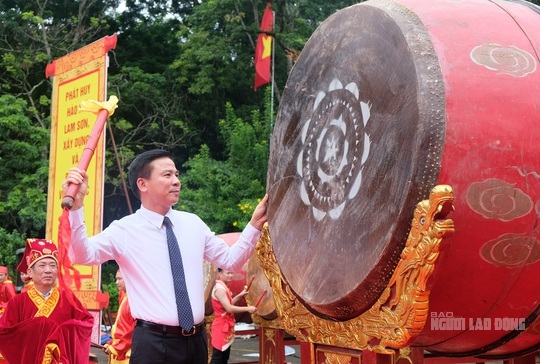 Bí thư Thanh Hóa đánh trống khai hội Lễ hội Lam Kinh 2022 - Ảnh 1.
