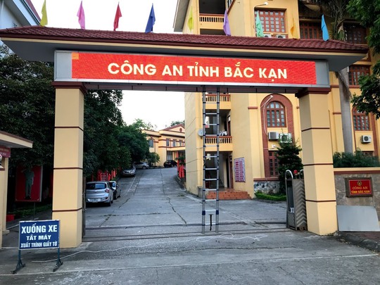 Bao che vi phạm, cựu trưởng phòng cảnh sát bị khai trừ khỏi Đảng - Ảnh 1.