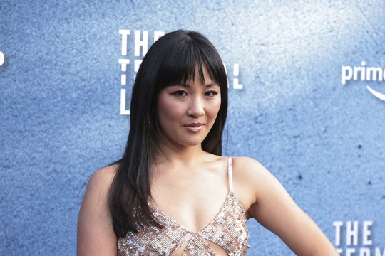Nữ chính phim “Con nhà siêu giàu châu Á” tố bị quấy rối, đe dọa tình dục - Ảnh 2.