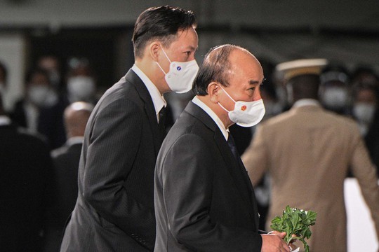Tưởng nhớ cố Thủ tướng Abe Shinzo - Ảnh 1.