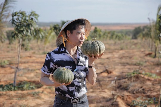 Té ngửa về thông tin ca sĩ Ngọc Sơn sở hữu 50 ha đất ở Bình Thuận - Ảnh 1.