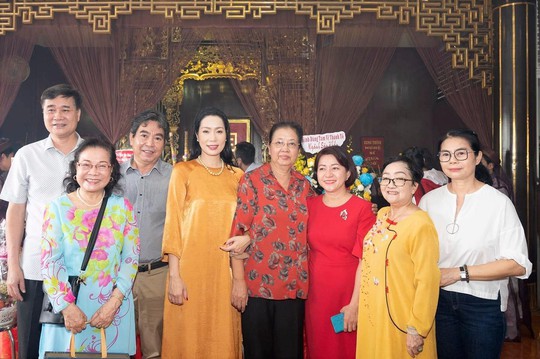 Nghệ sĩ hân hoan chào mừng ngày truyền thống sân khấu Việt Nam - Ảnh 5.