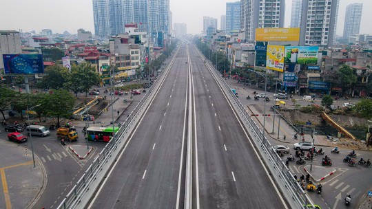 Diện mạo tuyến đường gần 10.000 tỉ đồng ở Hà Nội sắp thông xe - Ảnh 2.