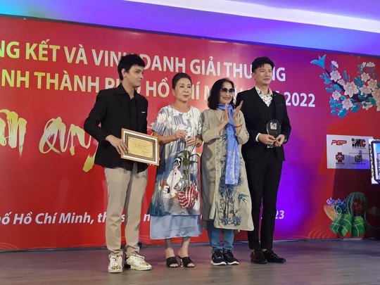 Hội Điện ảnh TP HCM trao nhiều giải thưởng - Ảnh 1.