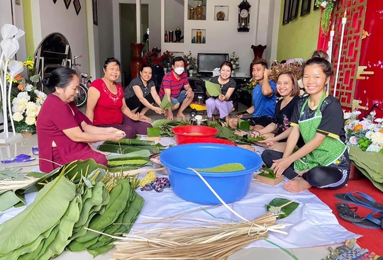 Sinh viên Lào vui Tết Việt tại Đà Nẵng - Ảnh 2.