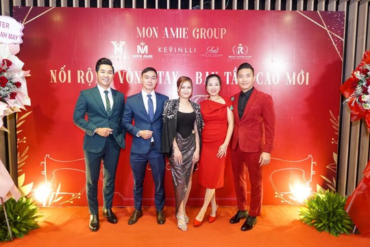 Dàn Sao Việt khoe sắc trong đại tiệc Year And Party của thương hiệu Suit Mon Amie - Ảnh 3.