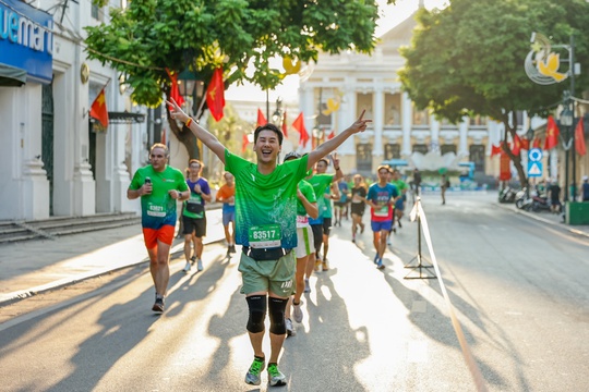 VPBank Hanoi International Marathon 2023 - cung đường chạy giữa mùa thu Hà Nội - Ảnh 3.