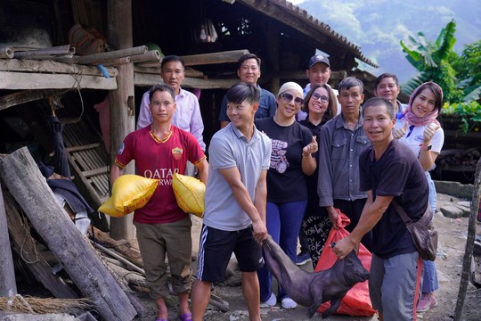 Dược sĩ Jacqueline Thu Thảo Nguyễn và hành trình thiện nguyện tại Hà Giang - Ảnh 5.