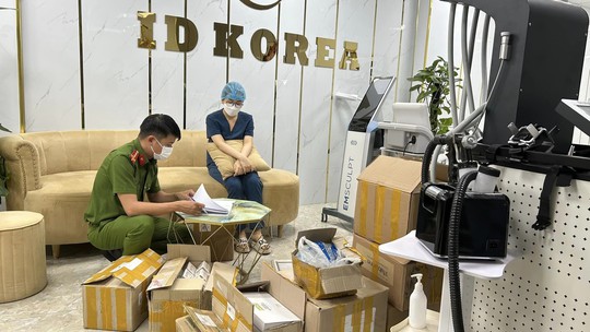Phát hiện thẩm mỹ viện chui, “bác sĩ” phẫu thuật nâng ngực mới học hết cấp 3 - Ảnh 2.