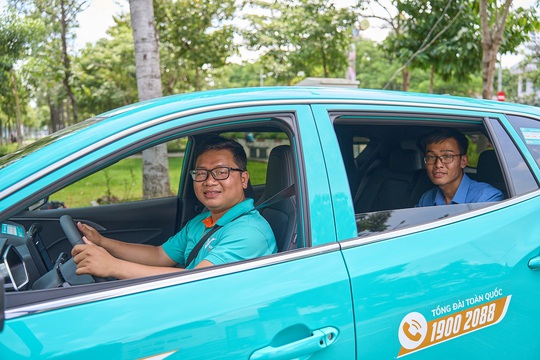 Cán mốc 6 triệu khách hàng sau 5 tháng, Xanh SM đang “vẽ” lại thị trường gọi xe công nghệ - Ảnh 3.