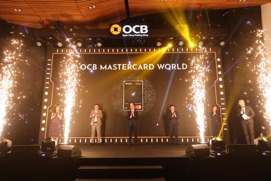 OCB ra mắt thẻ OCB Mastercard World dành riêng cho phân khúc khách hàng cao cấp - Ảnh 1.