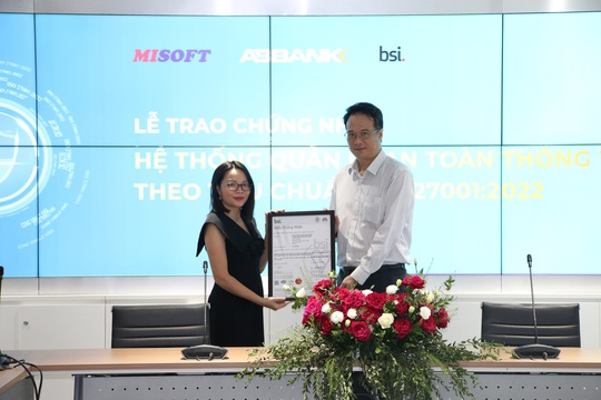 ABBank là ngân hàng đầu tiên đạt chứng nhận ISO 27001:2022 về an toàn thông tin - Ảnh 2.