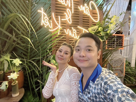 Đám cưới Puka - Gin Tuấn Kiệt: Tiệc nhóm họ đậm chất miền Tây! - Ảnh 8.