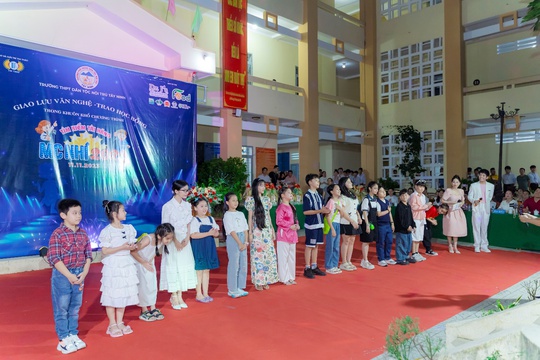 Tìm kiếm tài năng MC nhí giao lưu và tặng quà cho học sinh trường Nội trú dân tộc Tây Ninh - Ảnh 3.