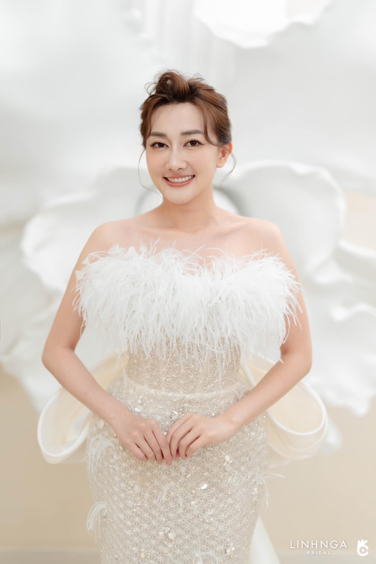 Showbiz Việt: Nhiều sao Việt chuẩn bị cưới - Ảnh 4.
