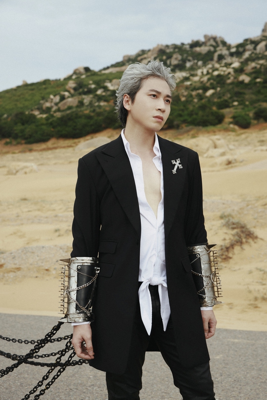 Bộ đôi hit maker Only C - Karik quậy tưng làng nhạc Việt - Ảnh 1.