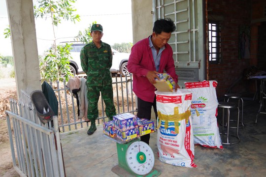 Tội phạm liên quan pháo tại khu vực biên giới diễn biến phức tạp - Ảnh 1.