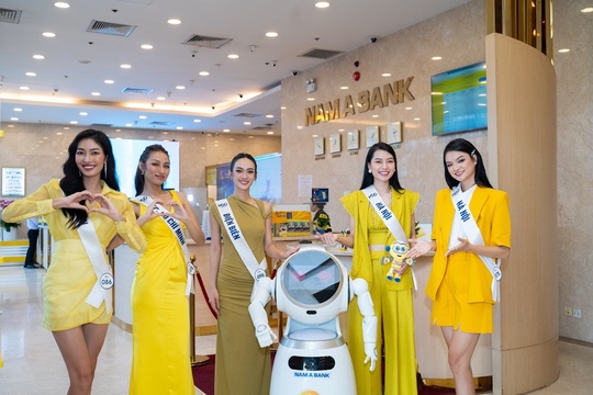Thí sinh Hoa hậu Hoàn vũ Việt Nam 2023 trải nghiệm tiện ích vượt trội tại một ngân hàng - Ảnh 1.