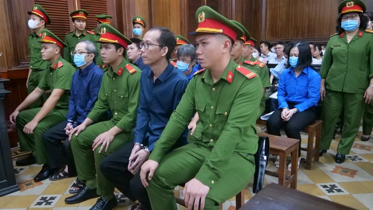 Cựu Giám đốc Bệnh viện TP Thủ Đức sắp nhận mức án nào? - Ảnh 1.