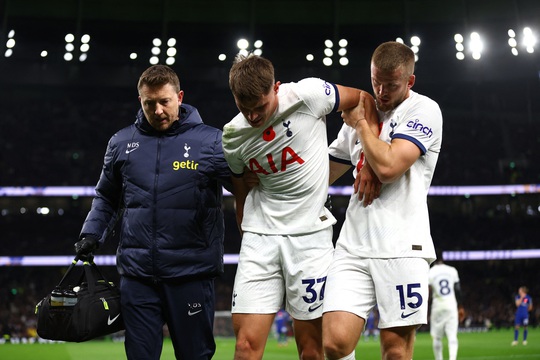 Chelsea ngược dòng quật ngã Tottenham trong trận đấu 2 thẻ đỏ - Ảnh 7.