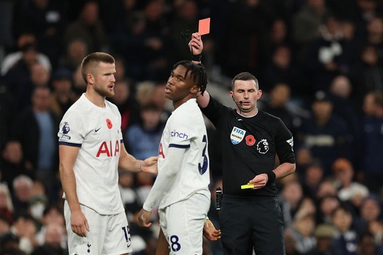 Chelsea ngược dòng quật ngã Tottenham trong trận đấu 2 thẻ đỏ - Ảnh 8.
