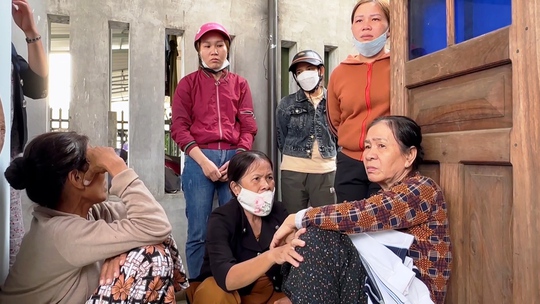 Tan thương xóm nghèo nơi 8 nạn nhân tử vong vụ tai nạn kinh hoàng ở Quảng Nam - Ảnh 2.