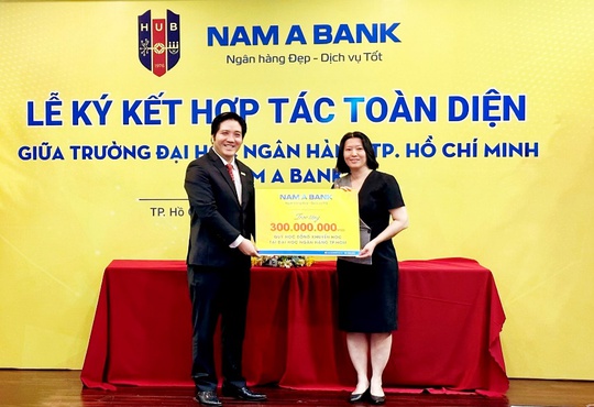 NAM A BANK hợp tác toàn diện cùng Đại học Ngân Hàng TP HCM - Ảnh 2.