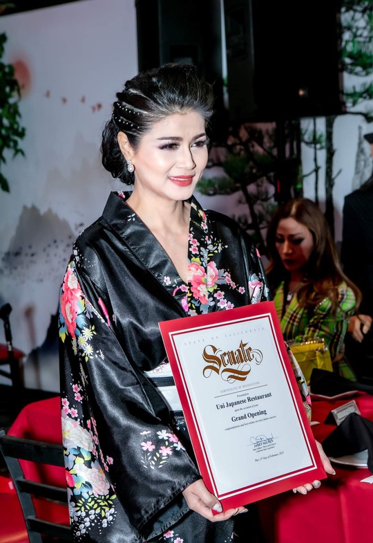 Hoa hậu Kiều Diễm mở nhà hàng UNI Nhật Bản - Ảnh 2.