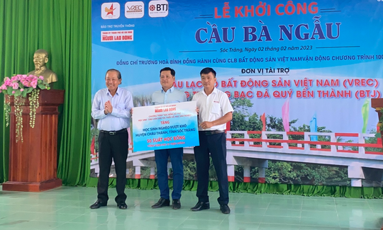 Nguyên Phó Thủ tướng Thường trực Trương Hòa Bình mang niềm vui đến người nghèo ở Sóc Trăng - Ảnh 8.