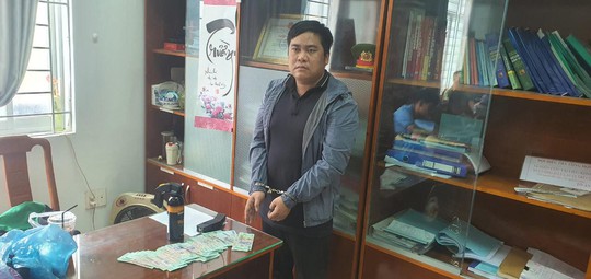Hành động bí ẩn của kẻ cướp trước khi ra tay ở huyện Nhà Bè, TP HCM - Ảnh 1.