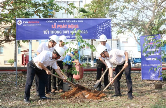 Công ty Nhiệt điện Cần Thơ phát động phong trào Tết trồng cây năm 2023 - Ảnh 1.