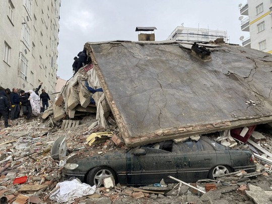 Thương vong đang tăng mạnh trong trận động đất ở Thổ Nhĩ Kỳ và Syria - Ảnh 10.