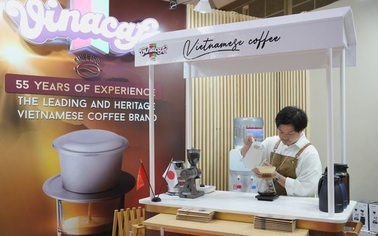 Vinacafé “tỏa sáng” tại thị trường Nhật Bản, nâng tầm giá trị thương hiệu cà phê Việt - Ảnh 1.