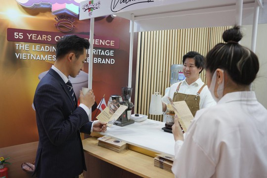 Vinacafé “tỏa sáng” tại thị trường Nhật Bản, nâng tầm giá trị thương hiệu cà phê Việt - Ảnh 4.