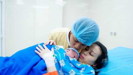TẬN DỤNG DÂN SỐ VÀNG ĐỂ PHÁT TRIỂN: Dân số già, người trẻ ngại sinh con - Ảnh 1.