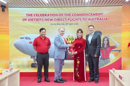 ◊Bộ trưởng Thương mại và Du lịch Úc chúc mừng các đường bay thẳng Việt Nam – Úc của Vietjet - Ảnh 1.